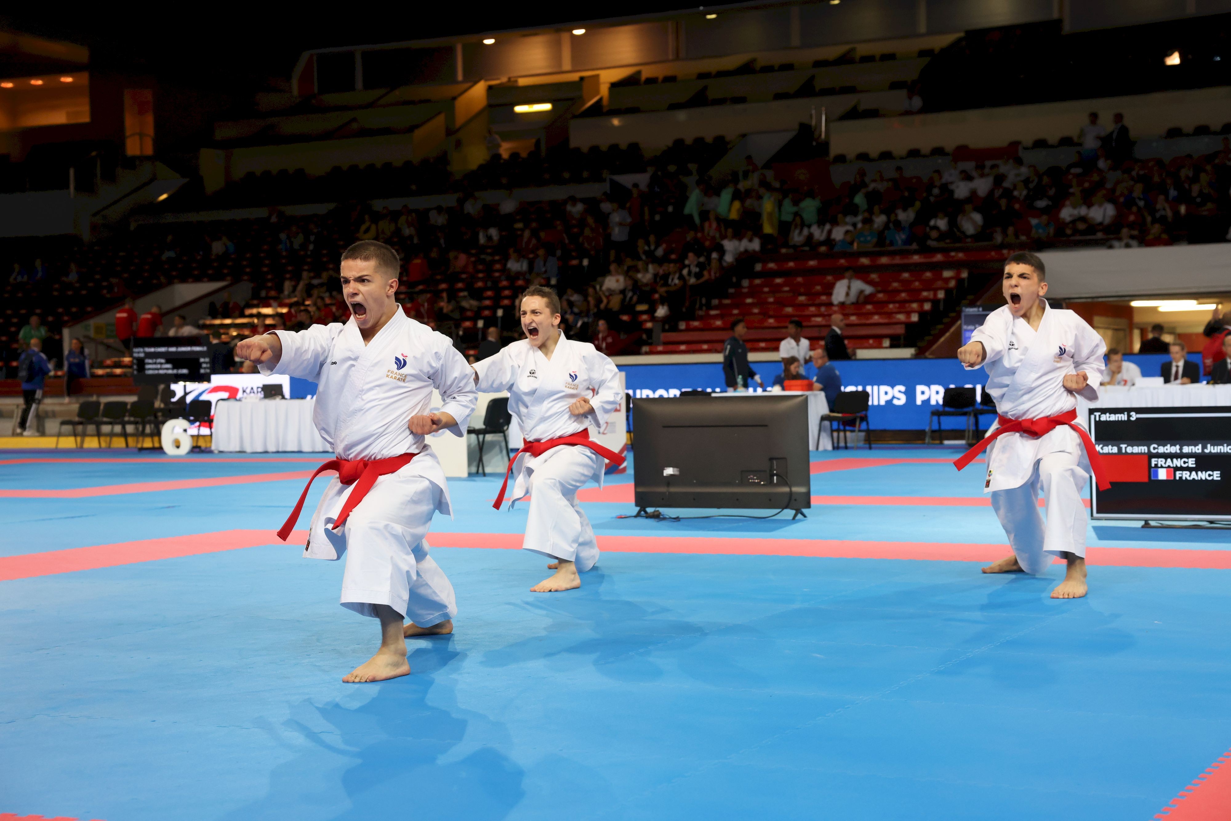 Equipe masculine kata 9 